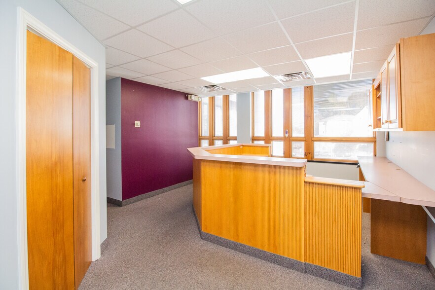 More Photos Of 10 Winthrop St, Worcester Medical For Lease