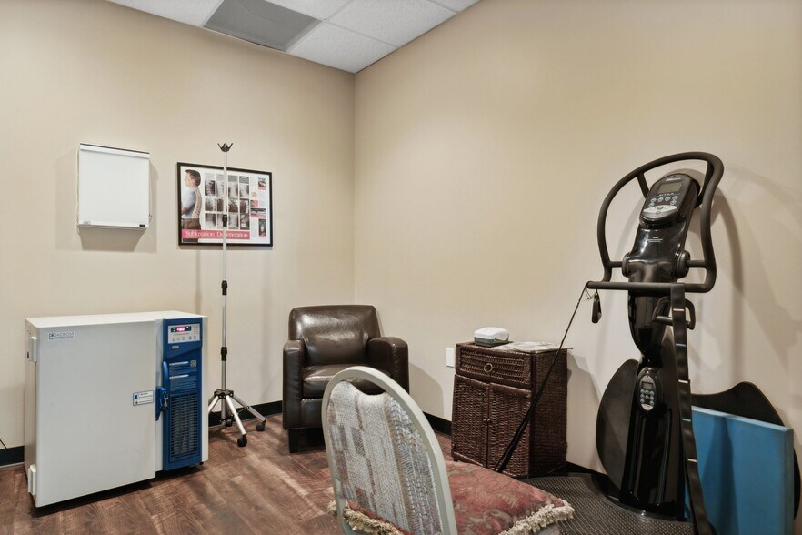 More Photos Of 11111 N Scottsdale Rd, Scottsdale Office For Sale