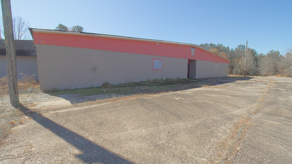 More Photos Of 2341 Cross Keys Hwy, Union Warehouse For Lease