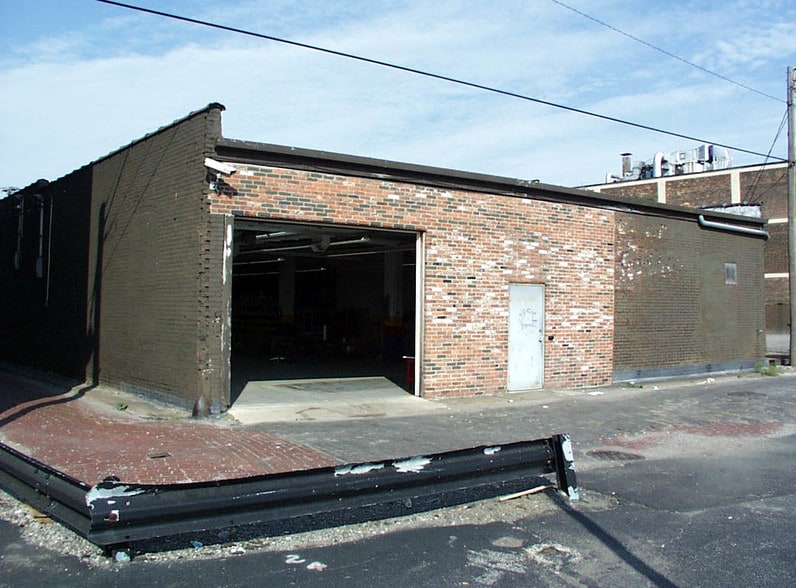 More Photos Of 2245 E 14th St, Cleveland Carwash For Lease