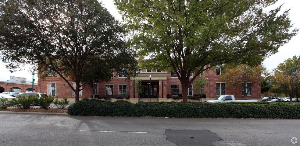 More Photos Of 700 Gervais St, Columbia Office For Lease
