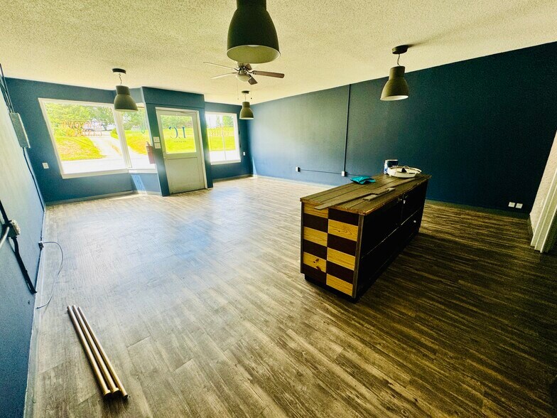 More Photos Of 605 College St, Morganton Office For Lease