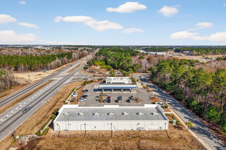 More Photos Of 2 Magnolia Blvd, Port Wentworth Freestanding For Lease