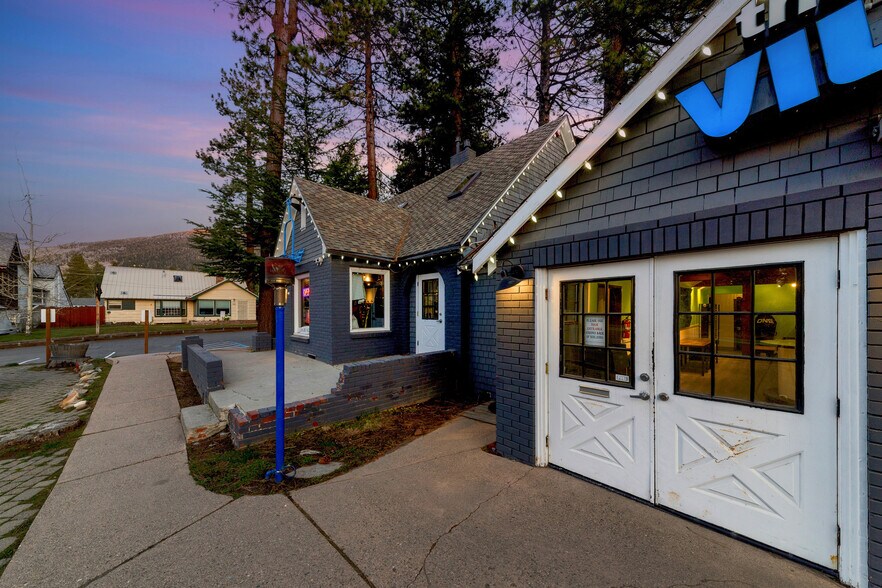 More Photos Of 3542 Lake Tahoe Blvd, South Lake Tahoe Restaurant For Sale