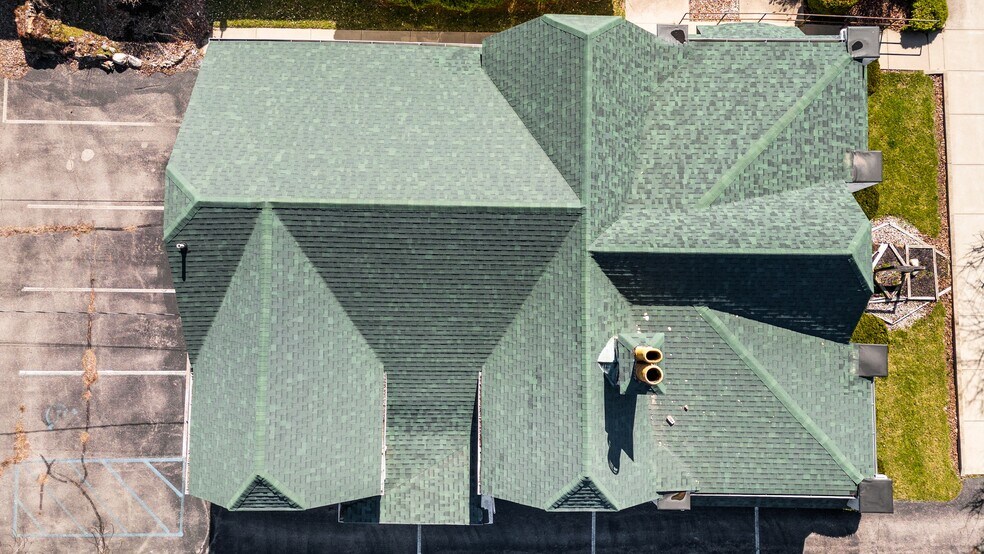 More Photos Of 1910 Virginia Ave, Connersville Healthcare For Sale