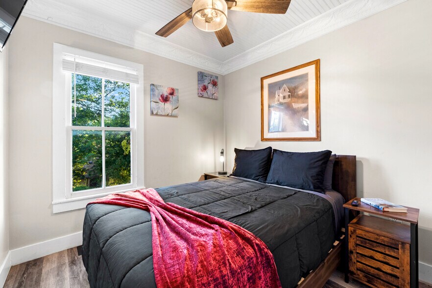 More Photos Of , Julian Unknown For Sale