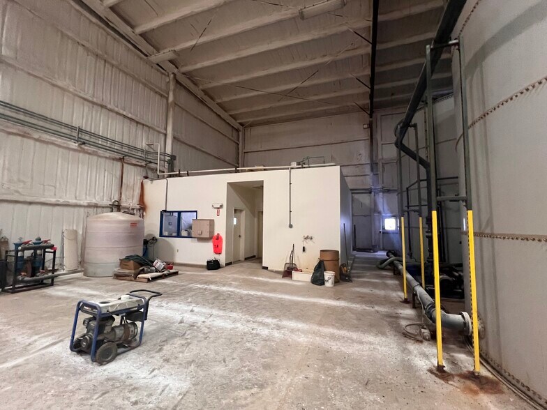 More Photos Of 3099 Piney Dam Rd, Clarion Warehouse For Sale