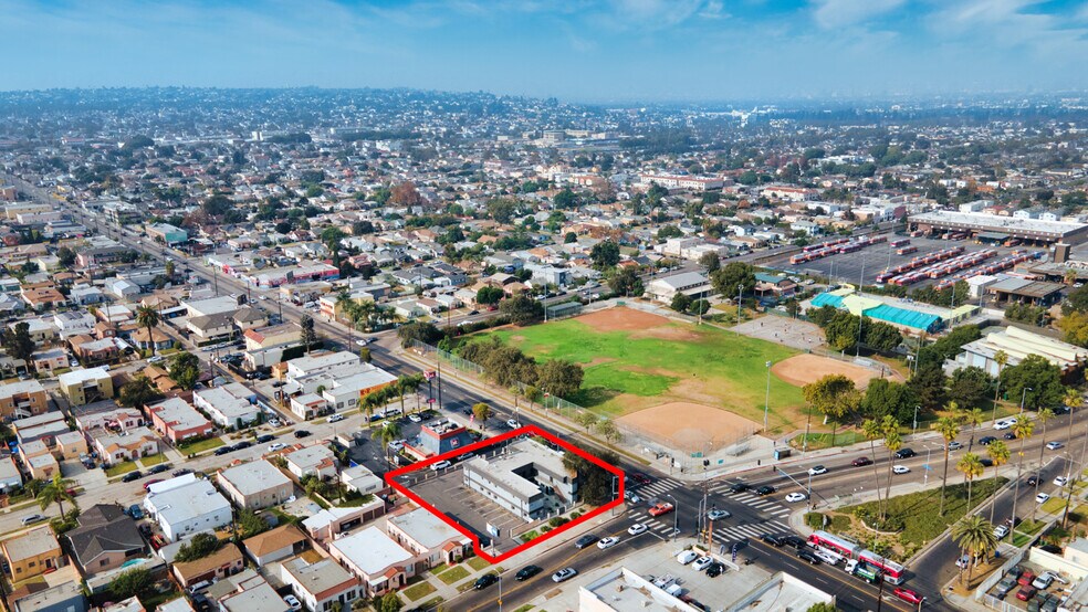 More Photos Of 2200-2204 W Slauson Ave, Los Angeles Apartments For Sale