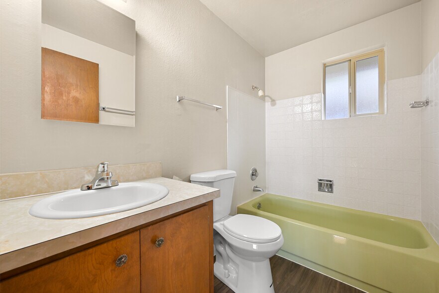 More Photos Of 3330 Northwest Ave, Bellingham Multifamily For Sale