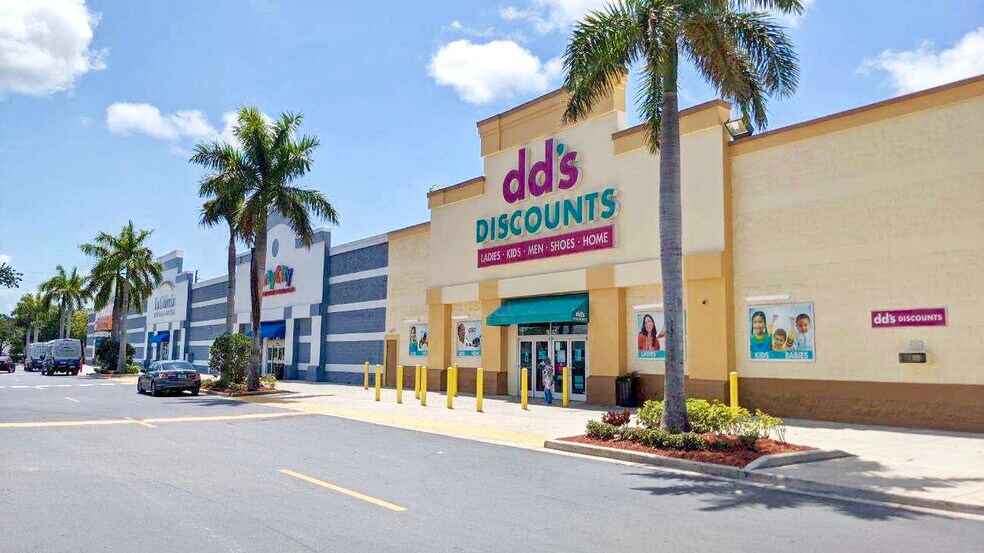 More Photos Of 20711 S Dixie Hwy, Miami Unknown For Lease