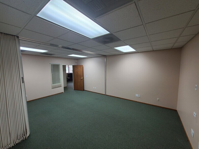 More Photos Of 3225 Templeton Gap Rd, Colorado Springs Office For Lease