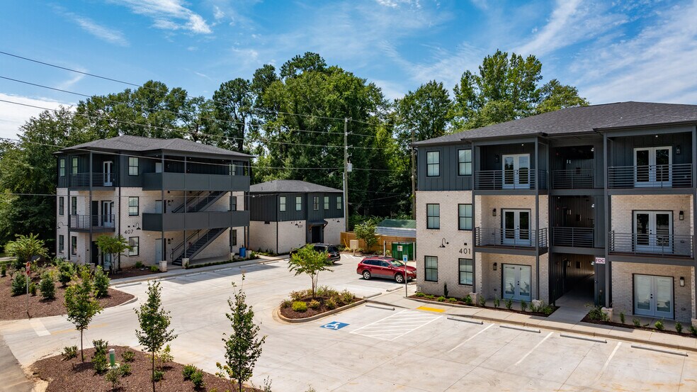 Primary Photo Of 2218 Rosewood Dr, Columbia Apartments For Sale