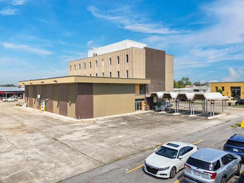 More Photos Of 801 Barrow St, Houma Office For Sale