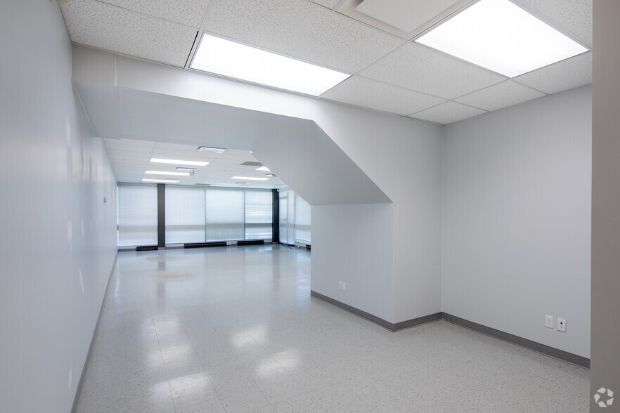 More Photos Of 87 Skyway Ave, Toronto Unknown For Lease