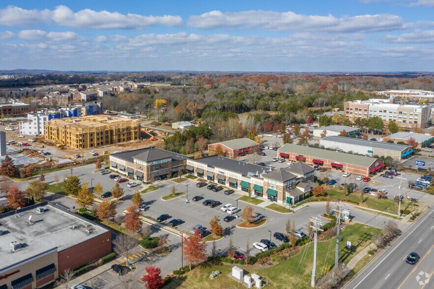 More Photos Of 711 N Thompson Ln, Murfreesboro General Retail For Lease