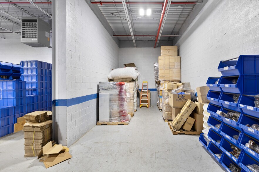 More Photos Of 1 Entin Rd, Clifton Manufacturing For Lease