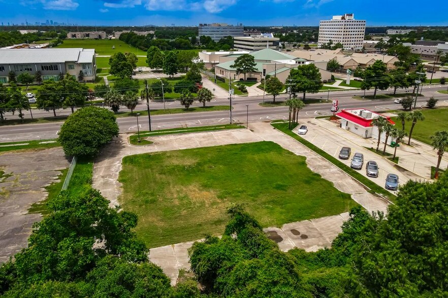More Photos Of 5571 Read Blvd, New Orleans Land For Sale