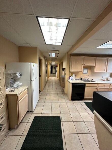 More Photos Of 2805 Superior Ave E, Cleveland Office For Sale