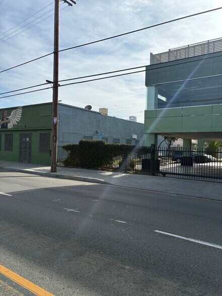 More Photos Of , Los Angeles Unknown For Sale