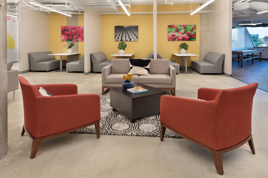 More Photos Of 12300 Twinbrook Pky, Rockville Office For Lease