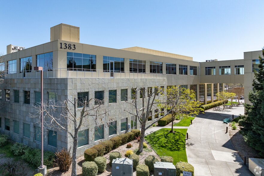 More Photos Of 1383 N McDowell Blvd, Petaluma Medical For Lease