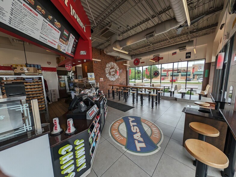 More Photos Of 302-306 W Fairchild St, Danville Storefront For Sale