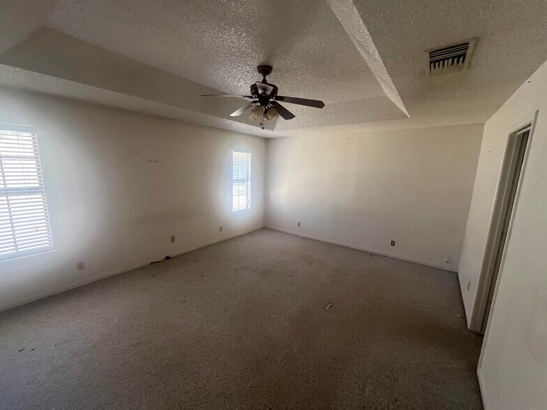 More Photos Of 20239 Stillman Valley Rd, Florence Specialty For Sale