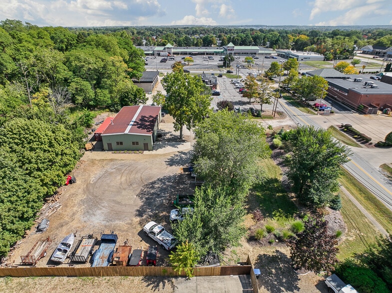More Photos Of 4371 Hickory Ridge Ave, Brunswick Warehouse For Sale
