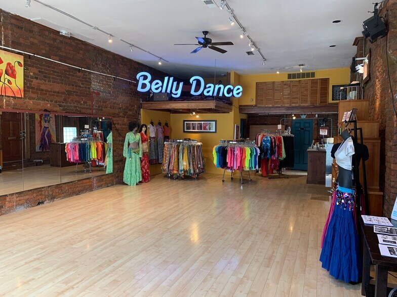 More Photos Of 1392-1394 Mclendon Ave, Atlanta Storefront For Lease