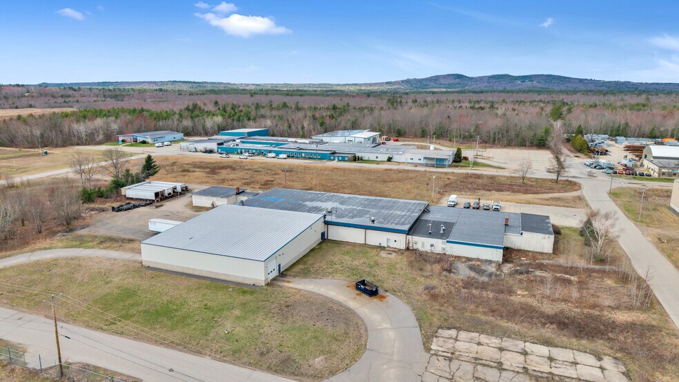 More Photos Of 38 Rainbow Ln, Sanford Warehouse For Sale