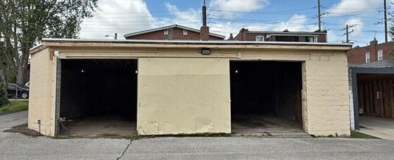 More Photos Of 1130 Tamm Ave, Saint Louis Warehouse For Lease