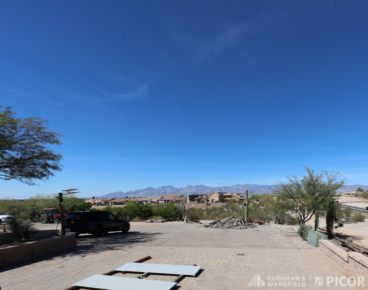 More Photos Of 4110 S Houghton Rd, Tucson Restaurant For Lease