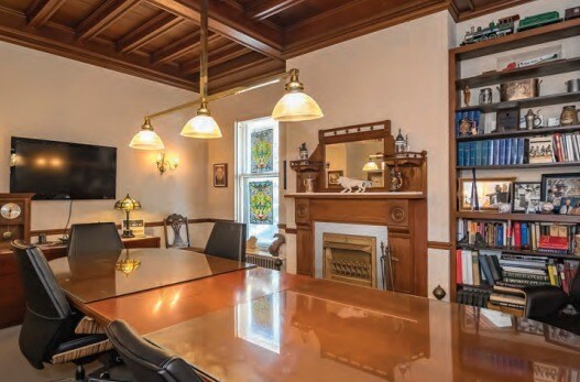 More Photos Of 1749 N Prospect Ave, Milwaukee Office For Sale