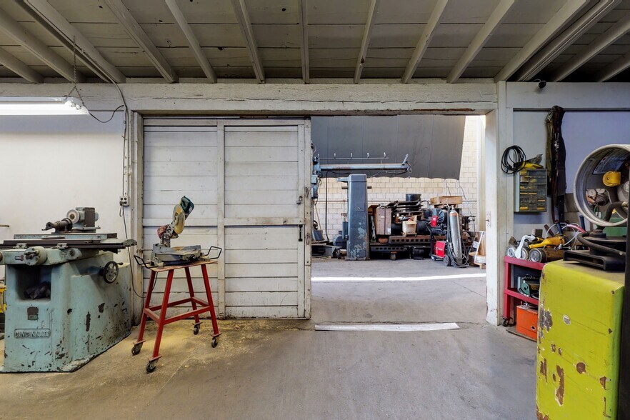 More Photos Of 3400-3470 Randolph St, Huntington Park Warehouse For Lease