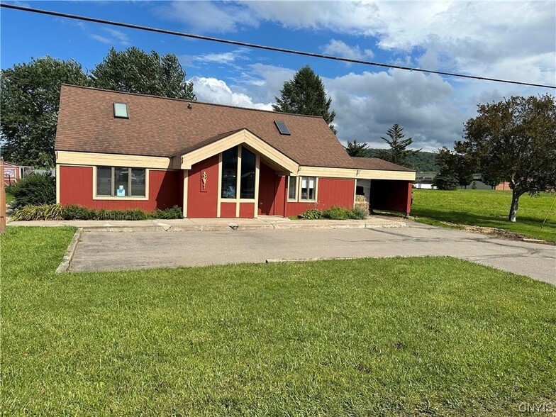 Primary Photo Of 360 NY-281 Hwy, Tully Veterinarian Kennel For Sale