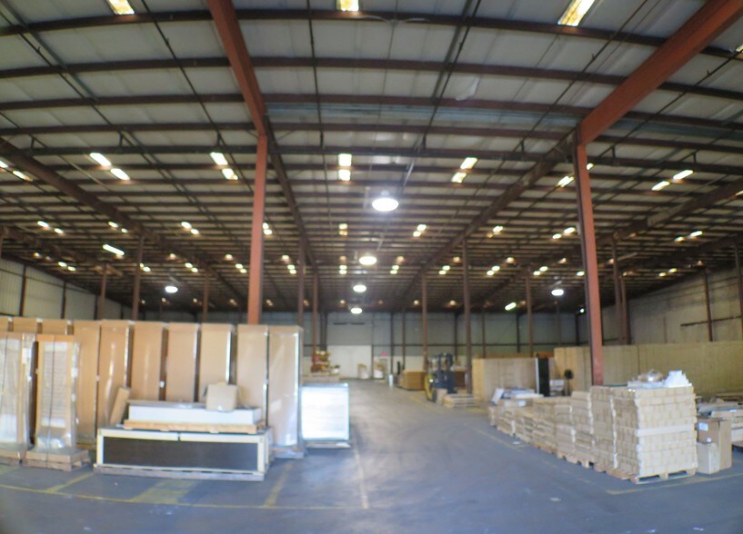 More Photos Of 2700 Deepwater Terminal Rd, Richmond Warehouse For Lease