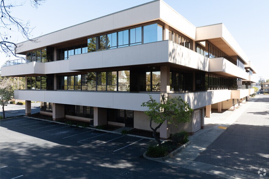 More Photos Of 1975 W El Camino Real, Mountain View Office For Lease
