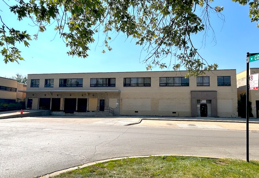 More Photos Of 3500 N Kostner Ave, Chicago Manufacturing For Lease