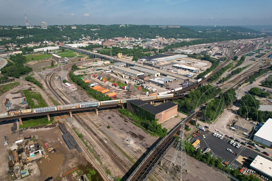 More Photos Of 1275 Budd St, Cincinnati Warehouse For Sale