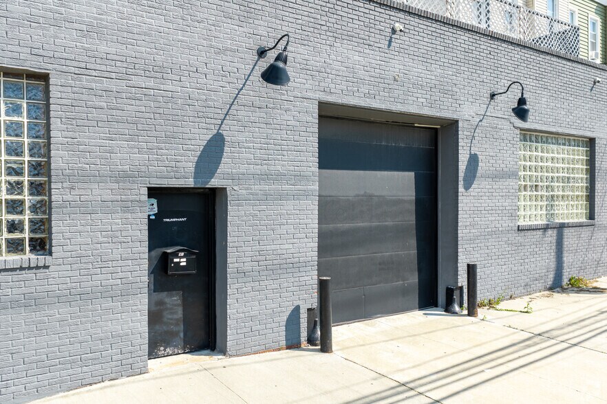 More Photos Of 910 Grand Ave, North Bergen Warehouse For Sale