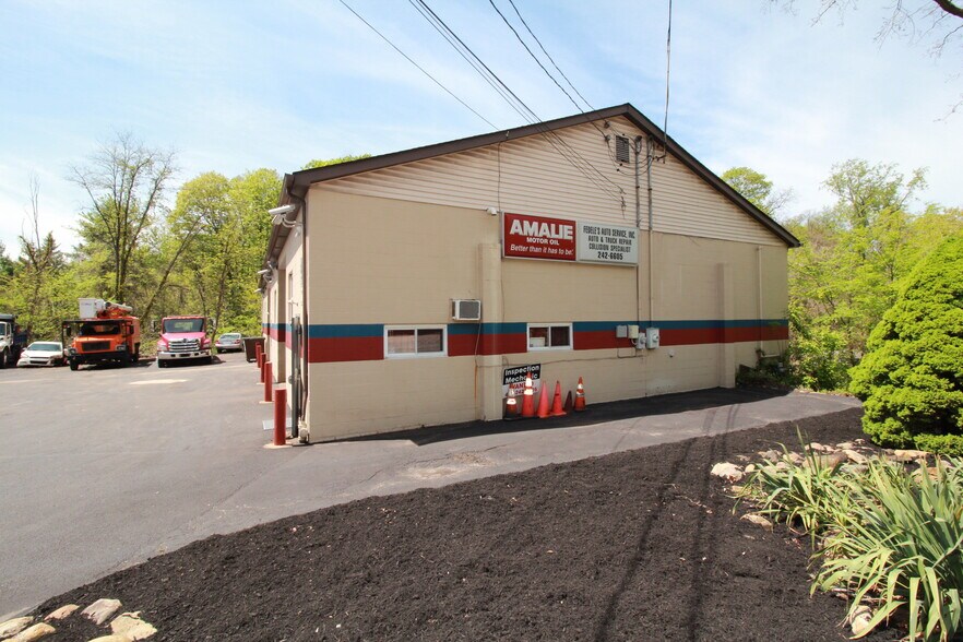 More Photos Of 420 Rodi Rd, Pittsburgh Auto Repair For Sale