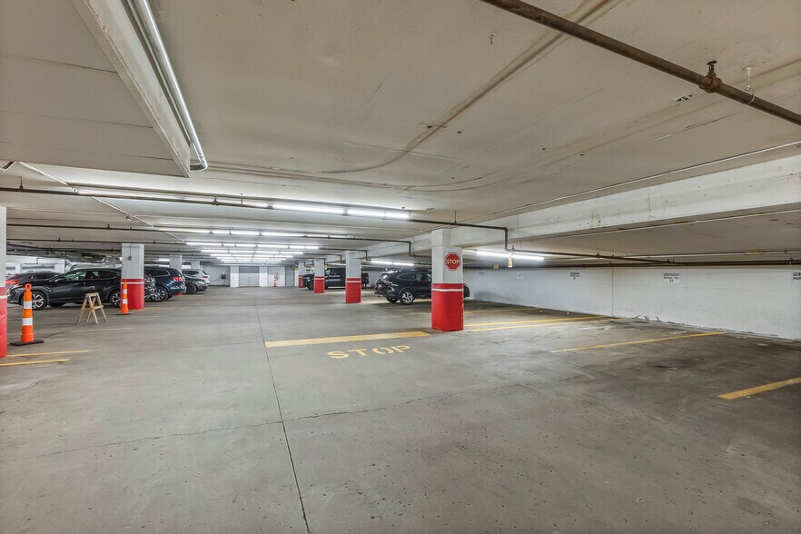 More Photos Of 330 2nd Ave S, Minneapolis Office For Lease