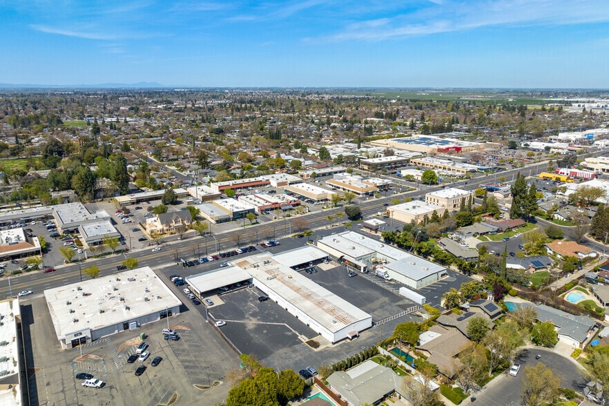 More Photos Of 3120 Mchenry Ave, Modesto Auto Dealership For Sale