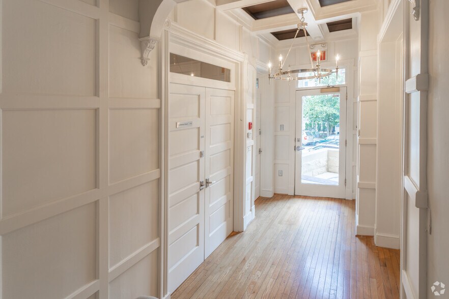 More Photos Of 1724 20th St NW, Washington Office For Lease