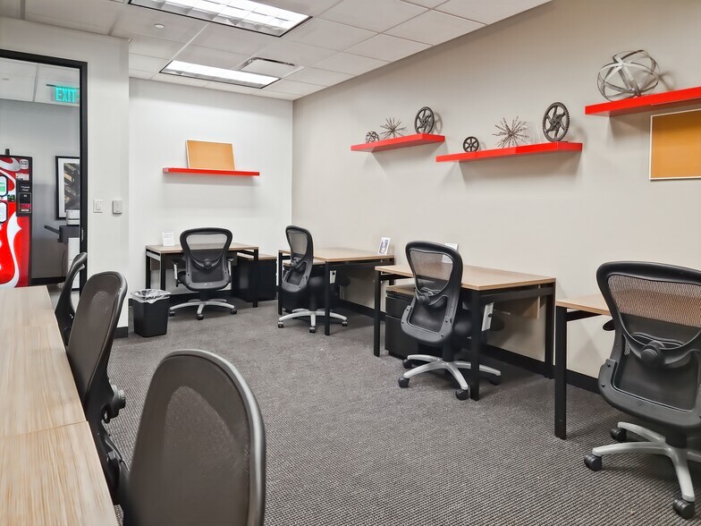 More Photos Of 3800 N Lamar Blvd, Austin Coworking Space