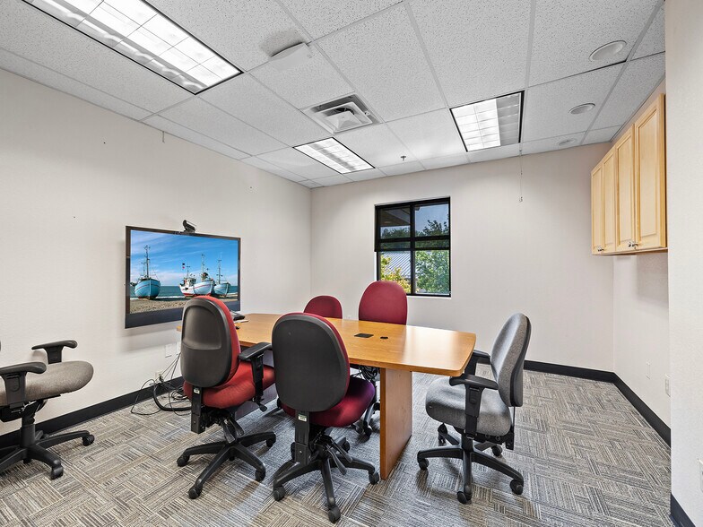 More Photos Of 2002 Caribou Dr, Fort Collins Office For Sale