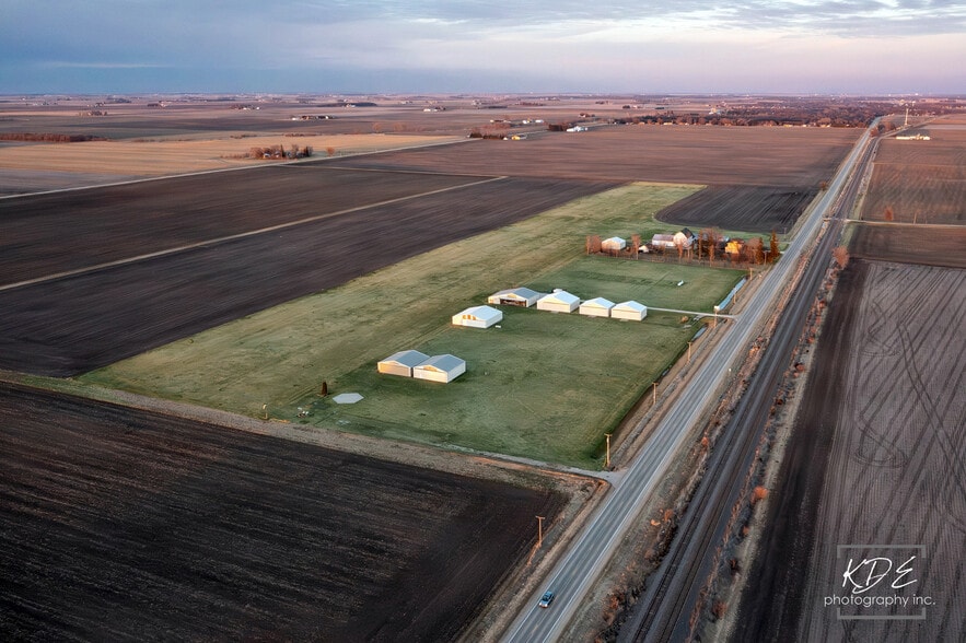 Primary Photo Of 12727 US-30, Hinckley Airport For Sale