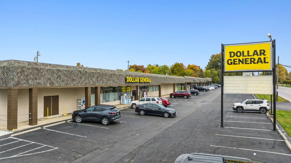 More Photos Of 3100-3130 Springdale Rd, Cincinnati Storefront For Sale