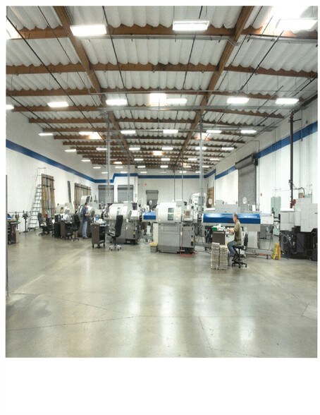 More Photos Of 17260 Newhope St, Fountain Valley Warehouse For Sale