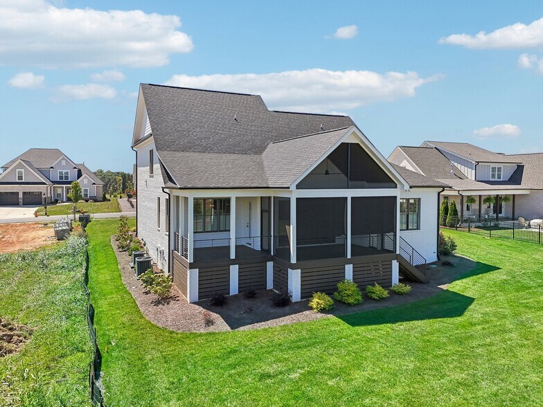 More Photos Of 396 Brookberry Farm Cir, Winston-Salem Specialty For Sale